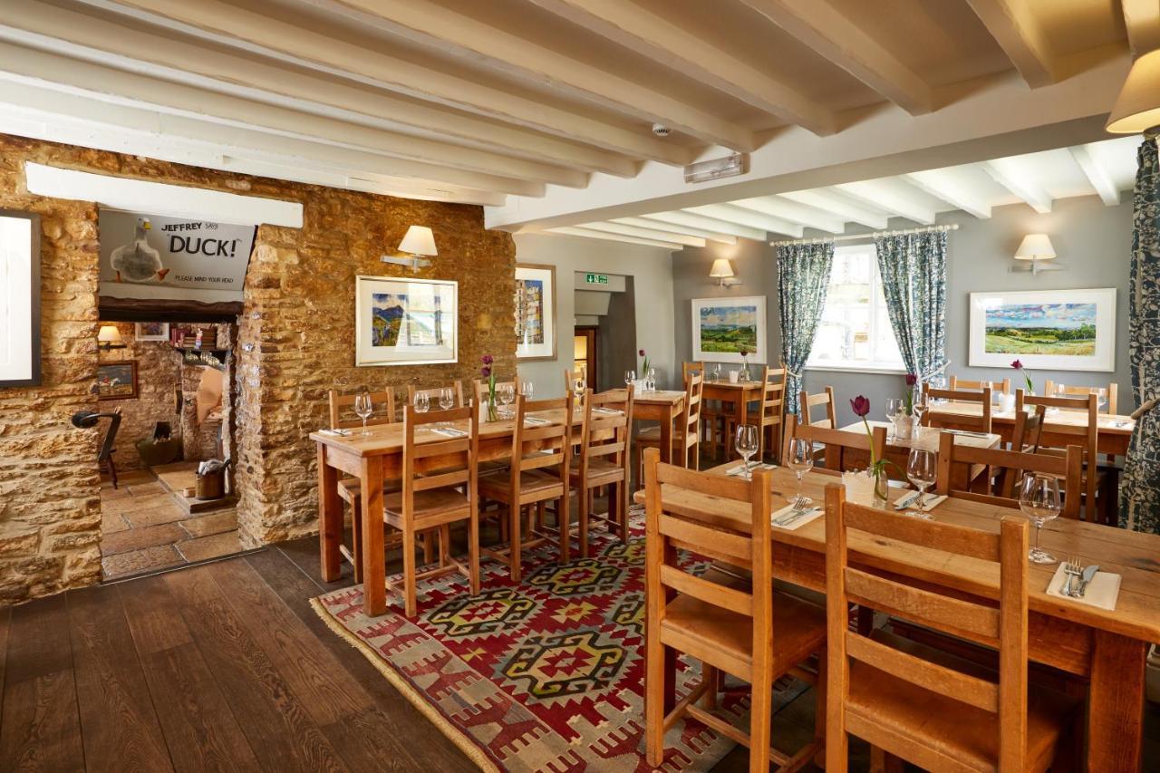 The Crown Inn, Church Enstone 치핑노턴 외부 사진