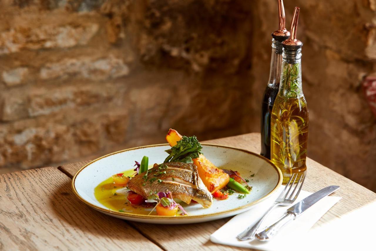 The Crown Inn, Church Enstone 치핑노턴 외부 사진